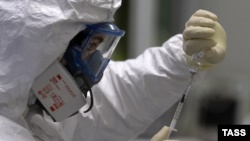 Число зафиксированных случаев коронавируса в Крыму достигло 900 – власти
